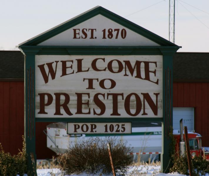  Preston Iowa 20090125 Sign