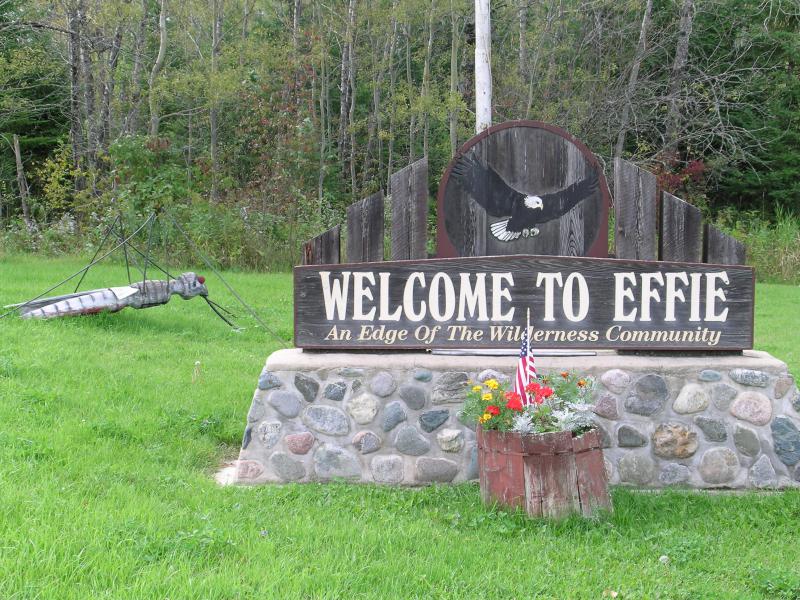  Effie M N Welcome Sign And Mosquito