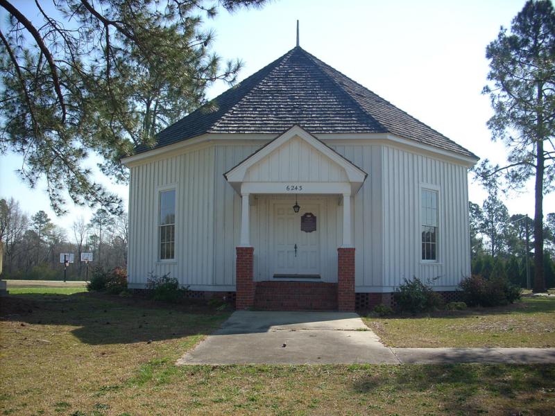  Eight Sided Tabernacle in Falcon, N C