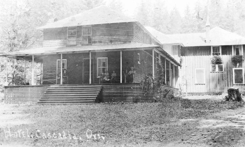  Hotel in Cascadia Oregon 1925