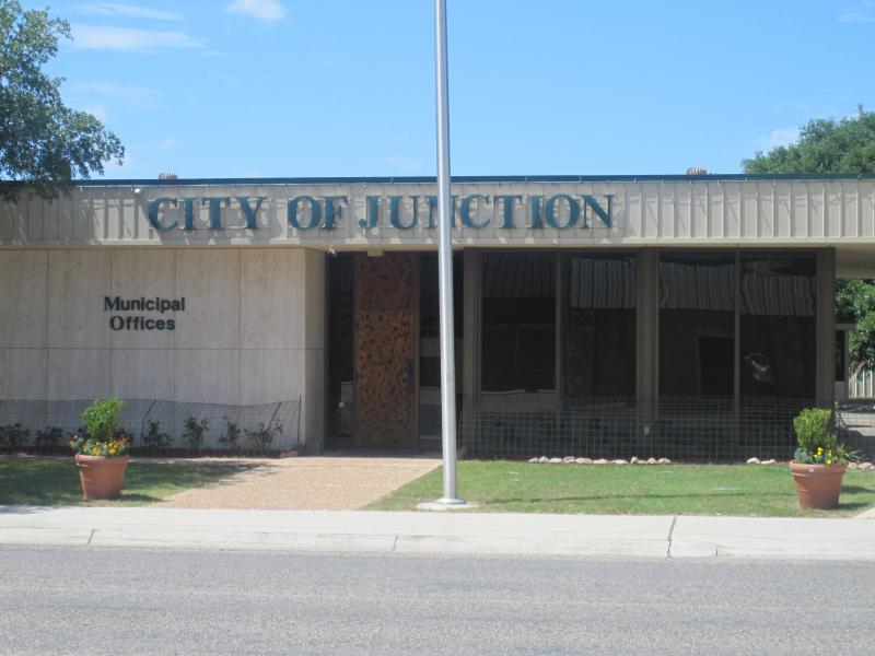  Junction, T X, City Hall I M G 4325